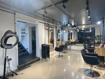 Casa Comercial Sector Rotonda Irene Frei