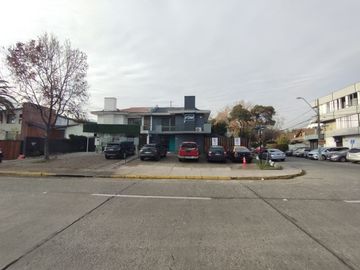 Casa Comercial Sector Rotonda Irene Frei