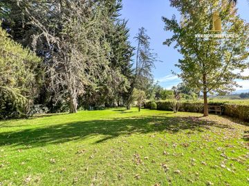 MELIPILLA. VENDE 23 HECTAREAS CON CASAS. MEDIA LUNA Y GALPÓN