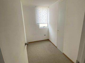 REÑACA VENDE DEPARTAMENTO 3D 2B CONDOMINIO LAGOS DEL BOSQUE
