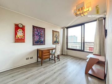 SANTIAGO VENDE DEPARTAMENTO 2D 2B ESTILO MARIPOSA LA MONEDA