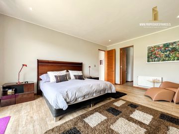 VENTA HERMOSA CASA MEDITERRANEA CON PISCINA EN MARBELLA