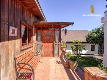 REÑACA. VENDE CASA REMODELADA 6D 4B CON PISCINA VISTA AL MAR