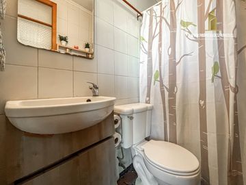 REÑACA. VENDE CASA REMODELADA 6D 4B CON PISCINA VISTA AL MAR
