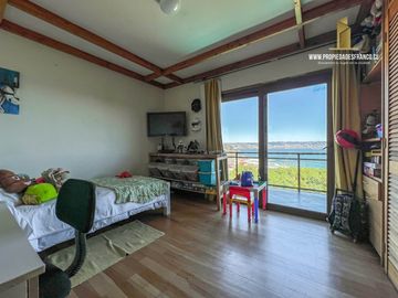 REÑACA. VENDE CASA REMODELADA 6D 4B CON PISCINA VISTA AL MAR
