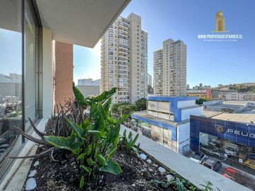 VIÑA DEL MAR. VENDE DPTO 3D 2B POLO COMERCIAL 14 NORTE