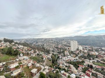 DPTO CON HERMOSA VISTA EN LAS DELICIAS SECTOR RESIDENCIAL