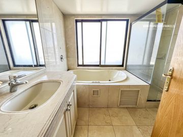 CORACEROS VENTA PENTHOUSE 4D PANORAMICO EDIFICIO TERRASOL