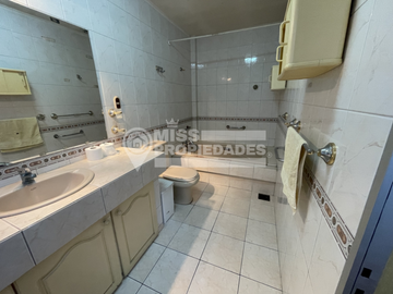 EN VENTA AMPLIA CASA EN ANGAMOS 184, SECTOR SUR ANTOFAGASTA