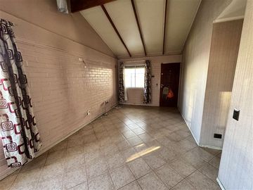 Casa en Venta en Hermosa Casa 3D - 1B en Paseo de Aragón
