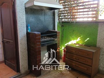 Casa en Venta en Av Las Torres y Santa Corina