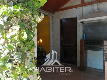 Casa en Venta en Av Las Torres y Santa Corina