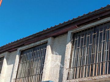 Casa en Venta en Av Las Torres y Santa Corina