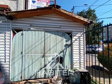 Local Comercial en Venta en Av Las Torres y Santa Corina