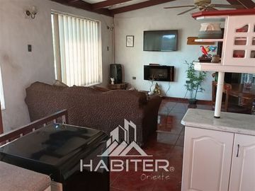 Local Comercial en Venta en Av Las Torres y Santa Corina