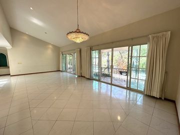 Casa Residencial en  Renta, Villa Coral, Zapopan, Jalisco.