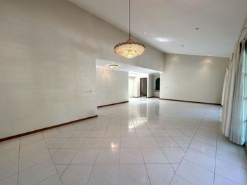 Casa Residencial en  Renta, Villa Coral, Zapopan, Jalisco.