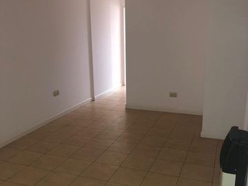 Venta en excelente zona transitada y comercial