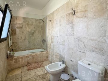 Casa en Venta en Barrio Privado Los Sauces, Pilar – Apto Crédito