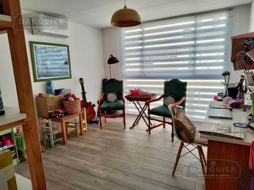 DEPARTAMENTO TIPO DUPLEX EN EXCELENTE UBICACION