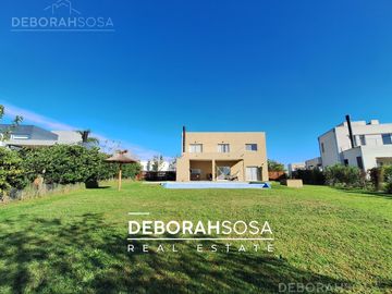 Casa en  Venta a la laguna-al agua-zona norte-el -Canton-5 ambientes -