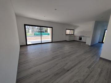 Casa con pileta en el barrio cerrado San Pablo