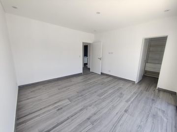 Casa con pileta en el barrio cerrado San Pablo