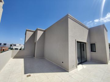 Casa con pileta en el barrio cerrado San Pablo