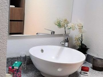 Casa nueva en venta, funcional y en fraccionamiento en Toluca.
