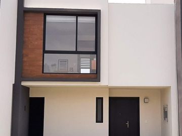 Casa nueva en venta, funcional y en fraccionamiento en Toluca.