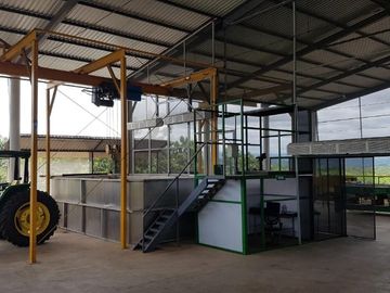 Empacadora de fruta y más de 3 hectareas de mango en las Varas, Nayarit