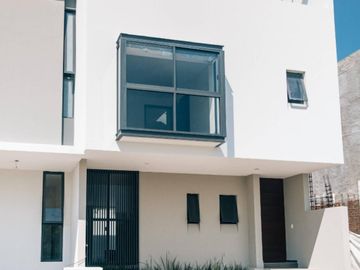 Casa 154 en Venta en Paraje Casas de Autor, San Agustin, Tlajomulco