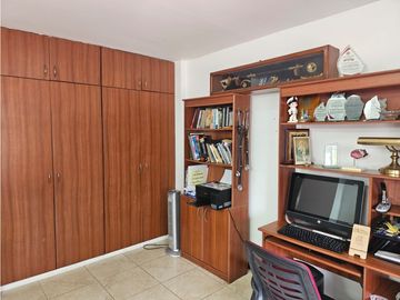Venta de casa de 2 plantas en Valle Alto, Guayaquil.
