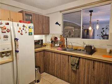 Venta de casa de 2 plantas en Valle Alto, Guayaquil.