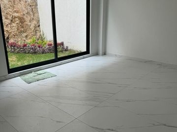 CASA EN VENTA LAGO ESMERALDA