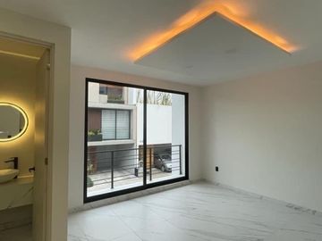 CASA EN VENTA LAGO ESMERALDA