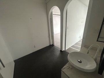 CASA CATALOGADA EN VENTA EN LA CONDESA