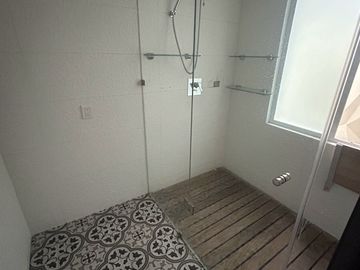 CASA CATALOGADA EN VENTA EN LA CONDESA