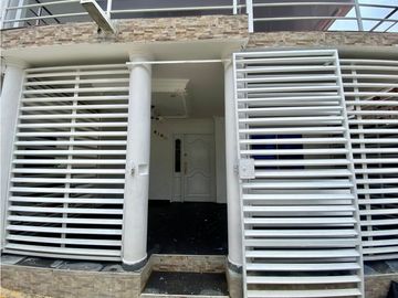 SE VENDE O ARRIENDA CASA EN CONJUNTO CERRADO, BONDA