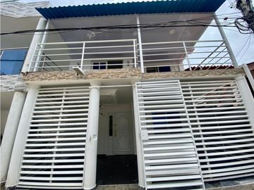 SE VENDE O ARRIENDA CASA EN CONJUNTO CERRADO, BONDA