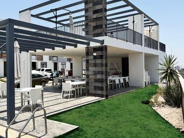 Casa en Venta en Fracc. Zimaltá, Tlaquepaque