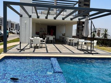 Casa en Venta en Fracc. Zimaltá, Tlaquepaque