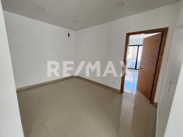 CASA EN VENTA EN HACIENDA AGUA CALIENTE, TIJUANA