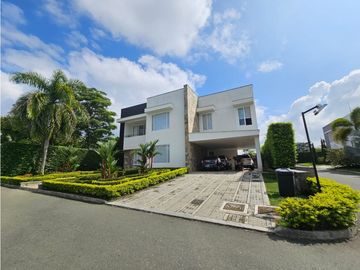 Casa en venta en barrio Pance Cali