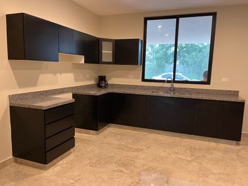 ResidenciaPrivada Kinish con amenidades en Merida, Yucatan