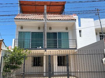 Casa en Venta en Colonia Independencia Puerto Vallarta excelente Zona