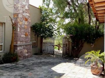VENTA DE RANCHO EN DOLORES HIDALGO, GUANAJUATO A 20 MINUTOS DE SAN MIGUEL DE ALLENDE