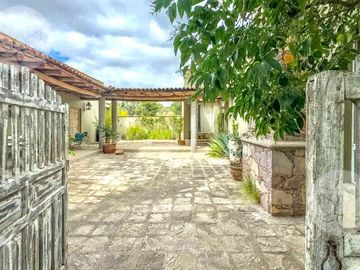 VENTA DE RANCHO EN DOLORES HIDALGO, GUANAJUATO A 20 MINUTOS DE SAN MIGUEL DE ALLENDE