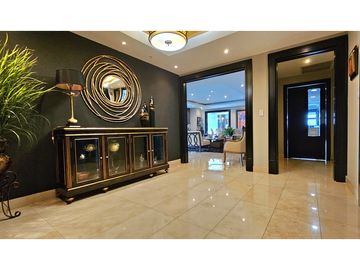 VENTA - SUPER GANGA EN PH ARBOLEDA - ALTOS DEL GOLF
