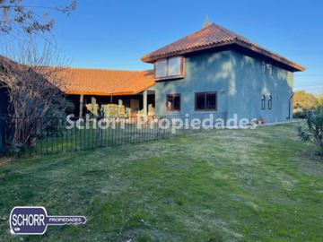 Casa en Venta en Orilla de Camino a Colín, cerca de talca, parcela de 5000 m2 con gran casa habitación
